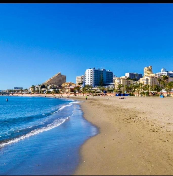 Апартаменты Iris Vistas Sea & Sun Бенальмадена Экстерьер фото